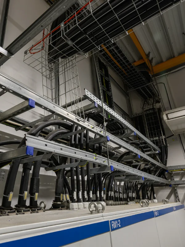impianti-elettrici-per-capannoni-a-rimini-e-forli-cesena