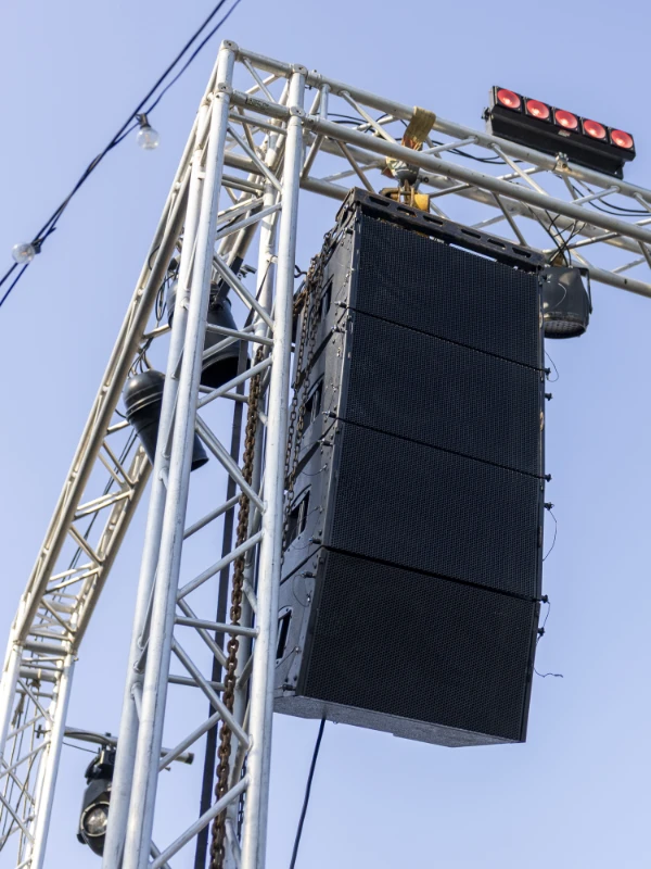 noleggio-impianti-audio-per-fiere-a-rimini-e-forli-cesena
